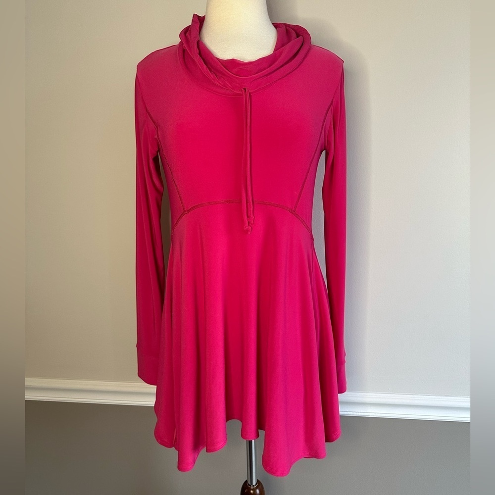 Sympli , Size 10, GUC